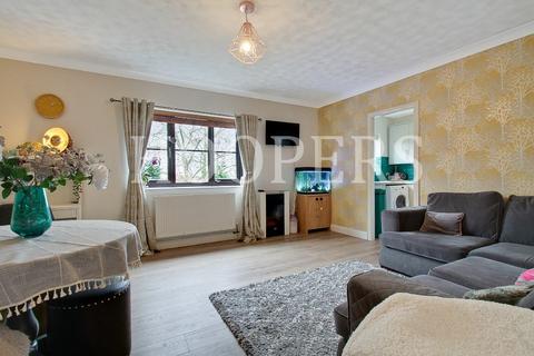 2 bedroom flat for sale, Hawarden Hill, London, NW2