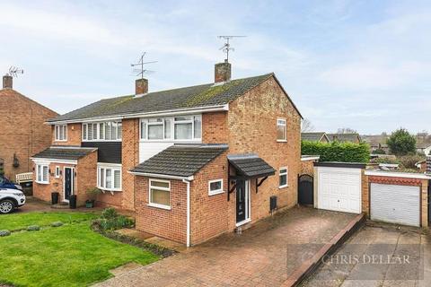 3 bedroom semi-detached house for sale, Snells Mead, Buntingford