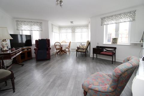 2 bedroom retirement property for sale, Minster Drive, Herne Bay, CT6