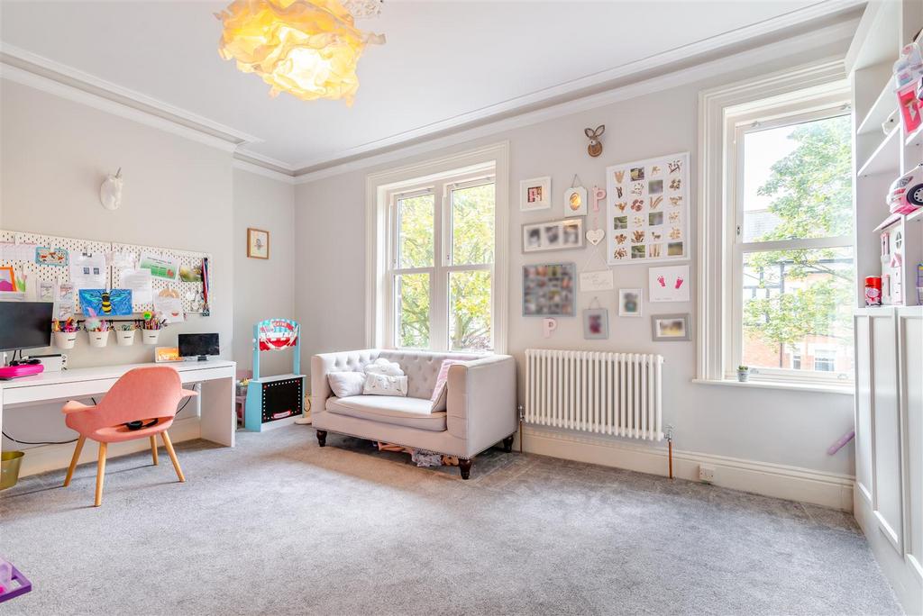 8573877-interior09.jpg