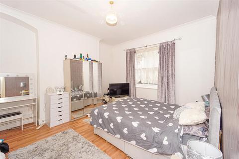 2 bedroom flat for sale, Magdalen Road, St. Leonards-On-Sea