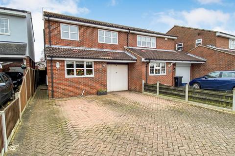 68b Dunkirk Road, Burnham-on-crouch, CM0 8LG
