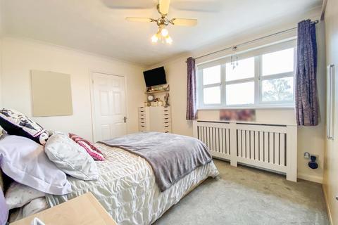 68b Dunkirk Road, Burnham-on-crouch, CM0 8LG