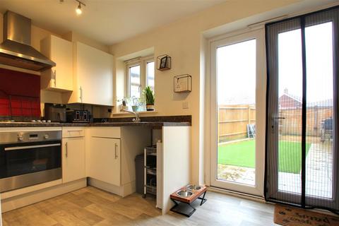 2 bedroom semi-detached house for sale, Poppy Close, Worthing