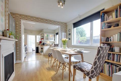 4 bedroom semi-detached house for sale, Northfield Road, Worthing