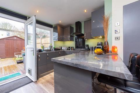 4 bedroom terraced house for sale, Cairngorm Close, Basingstoke RG22