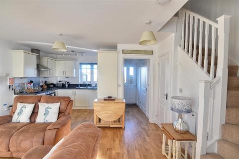 2 bedroom house for sale, Marsh Way, Camber, Rye