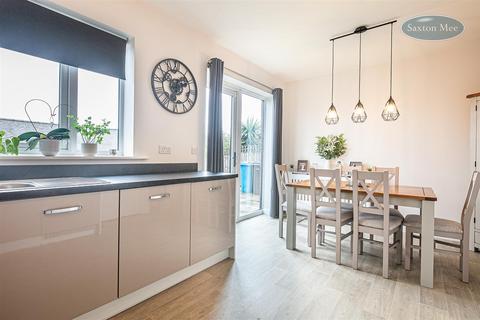 20 Birchlands Drive, Sheffield, S4 8BX