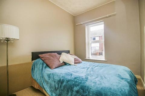 25 Howard Street, Gateshead, NE8 3QD