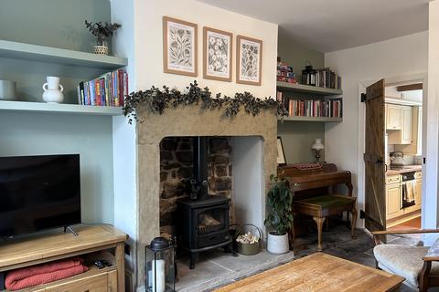 2 bedroom cottage for sale, Platt Lane, Dobcross OL3