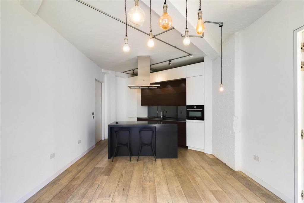 Living Room/Kitchen