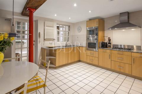 4 bedroom terraced house for sale, Bourlet Close, London, W1W