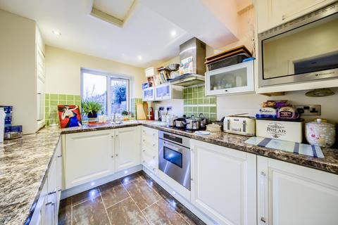 2 bedroom flat for sale, Luddington Road, Stratford-upon-Avon, CV37