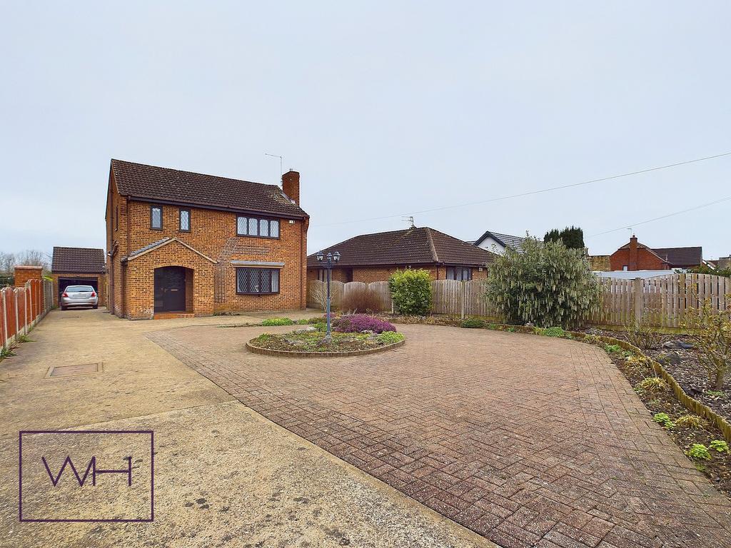 Brodsworth, Doncaster DN5 4 bed detached house for sale £360,000
