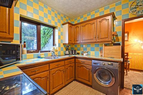 3 bedroom semi-detached house for sale, Hillside, Burnley