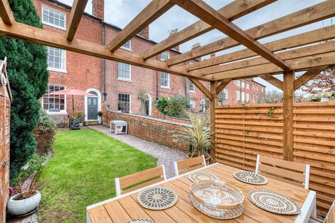 4 bedroom terraced house for sale, Severn Terrace, Worcester, WR1 3EH