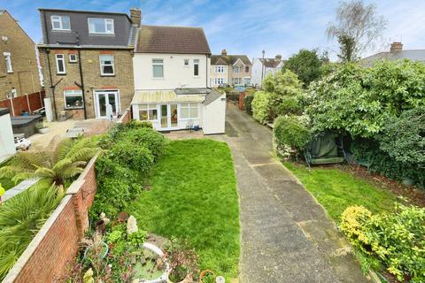 3 bedroom semi-detached house for sale, Victoria Road, Southend-on-sea, SS1