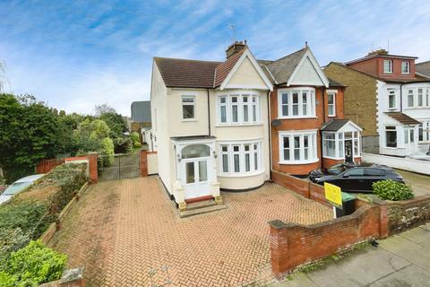 3 bedroom semi-detached house for sale, Victoria Road, Southend-on-sea, SS1