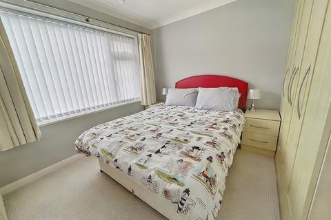 2 bedroom flat for sale, Durlston
