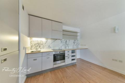 1 bedroom flat for sale, Deals Gateway, London, SE13 7QD