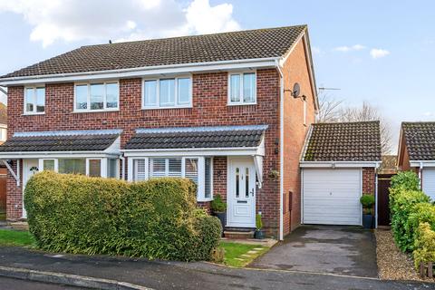3 bedroom semi-detached house for sale - Blackthorn Close, South Wonston, SO21