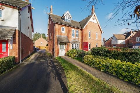 3 bedroom semi-detached house for sale, Murrayfield Avenue, Greylees, Sleaford, Lincolnshire, NG34