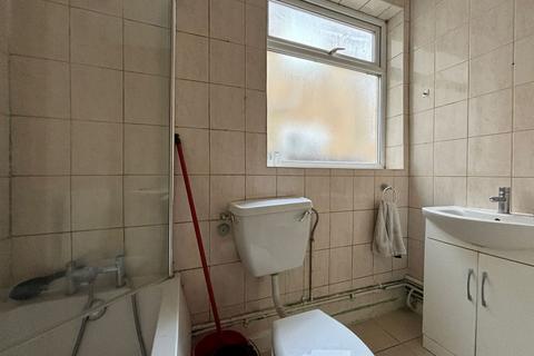 147 Denmark Street, London, E13 8JX