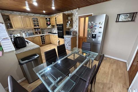 5 bedroom detached house for sale, Edge View, Oldham OL1