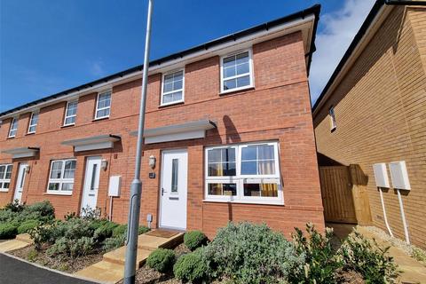 3 bedroom end of terrace house for sale, Crimchard, Chard TA20