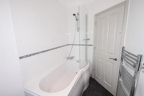 12a Searle Street, Crediton, EX17 2AT