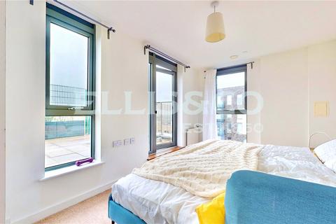 2 bedroom apartment to rent, High Road, Wembley, HA9