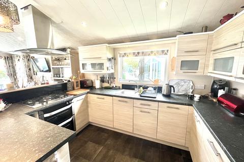 2 bedroom holiday park home for sale - Watchet TA23