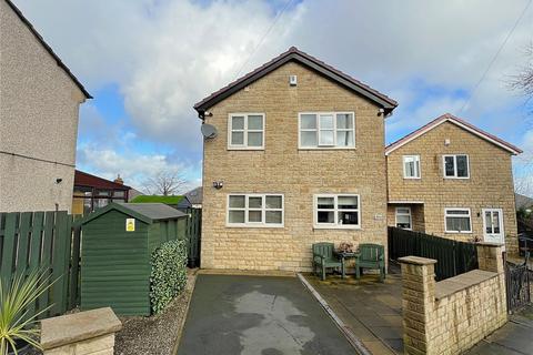 3 bedroom detached house for sale, Briarwood Drive, Wibsey, Bradford, BD6