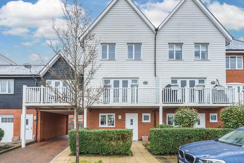 5 bedroom end of terrace house for sale, Venics Way, High Wycombe