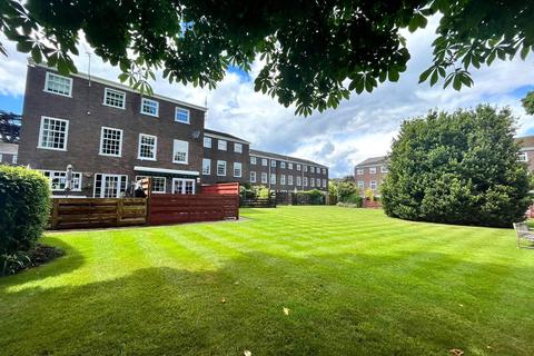 3 bedroom terraced house for sale, Broom Park, Teddington, TW11