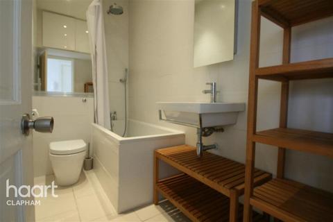 1 bedroom apartment to rent, Larkhall Rise, London