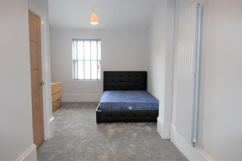 4 bedroom flat to rent - Jesmond, Tyne and Wear NE2