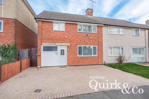 1 Clayburn Circle, Basildon, SS14 1PZ