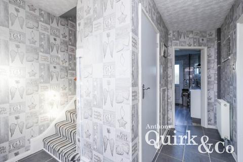 1 Clayburn Circle, Basildon, SS14 1PZ