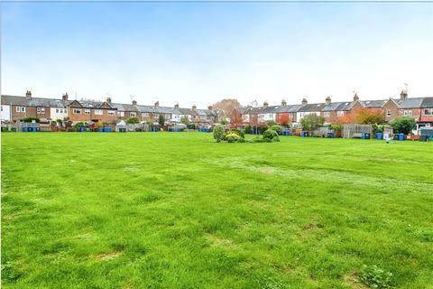 70 Vansittart Road, Windsor, SL4 5BY