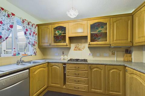 5 Hazelwood Road, Callington, PL17 7EU