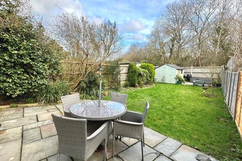 100 Rollesby Road, Chessington, KT9 2BZ