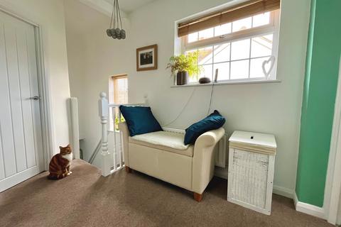 100 Rollesby Road, Chessington, KT9 2BZ