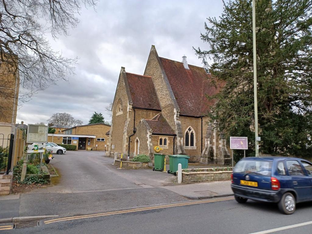 URC Weybridge church exterior approach.jpg