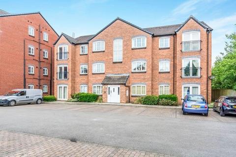 24 Baldwins Close, Royton, Oldham, OL2 5FG