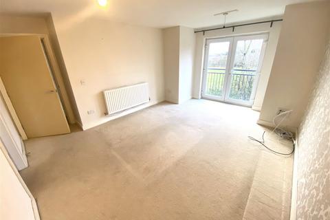24 Baldwins Close, Royton, Oldham, OL2 5FG