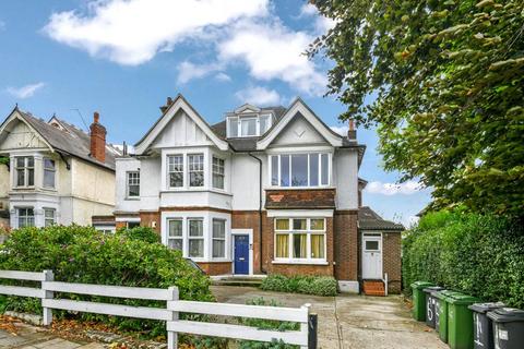 1 bedroom apartment to rent, Streatham Common South, London SW16