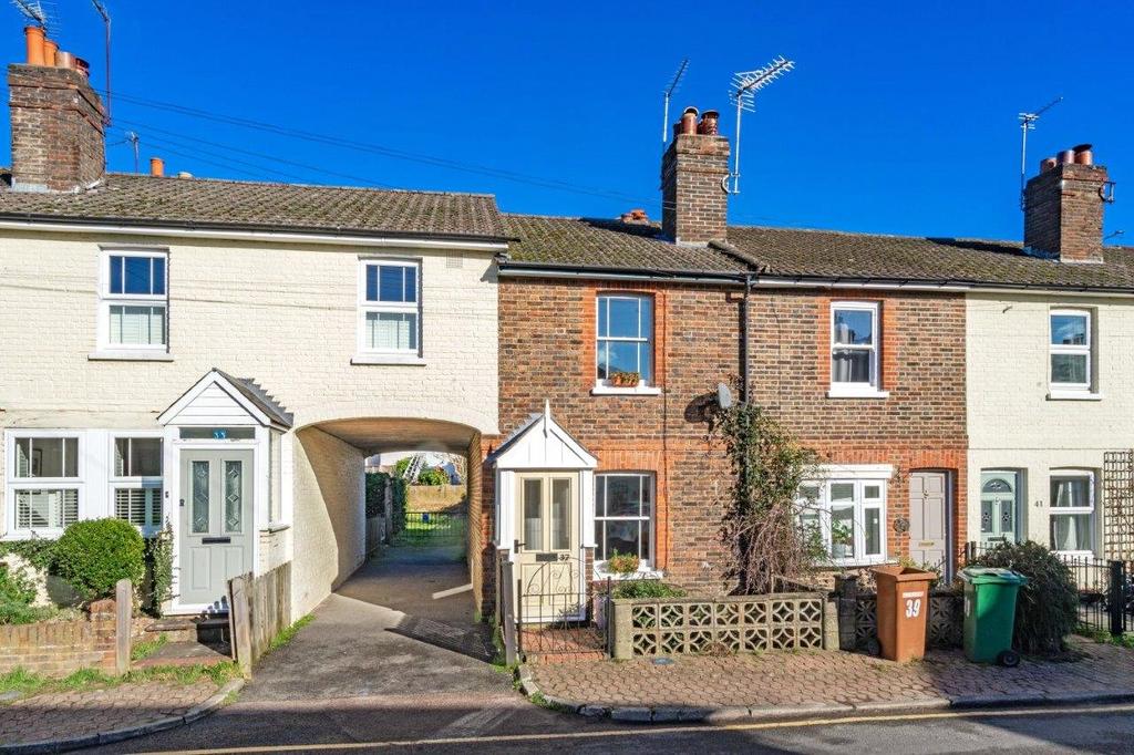 Cromwell Road, Tunbridge Wells, Kent... 2 bed terraced house for sale £365,000