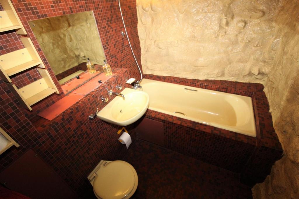 19a Bath better..JPG