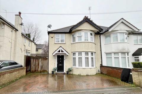 3 bedroom semi-detached house for sale, Aldenham Road, Bushey, WD23.